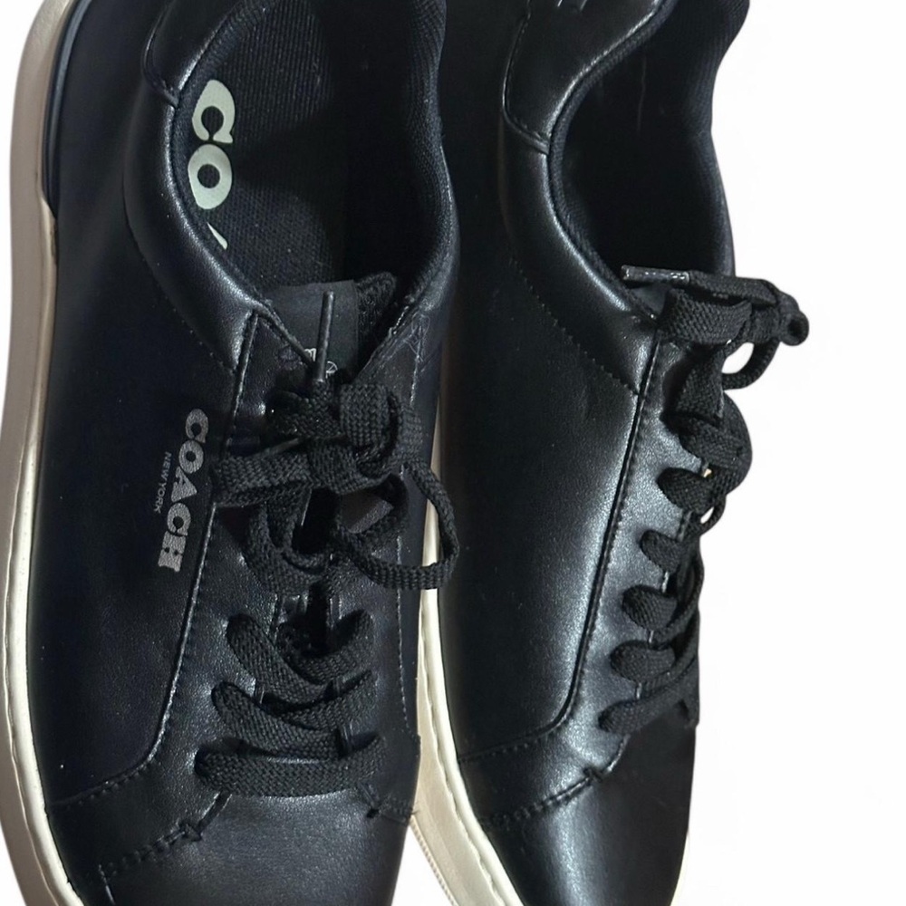 Coach Black Leather Sneakers Sleek Design